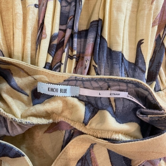 Urban Outfitters Kimchi Blue Printed Halter Romper - Picture 7 of 16